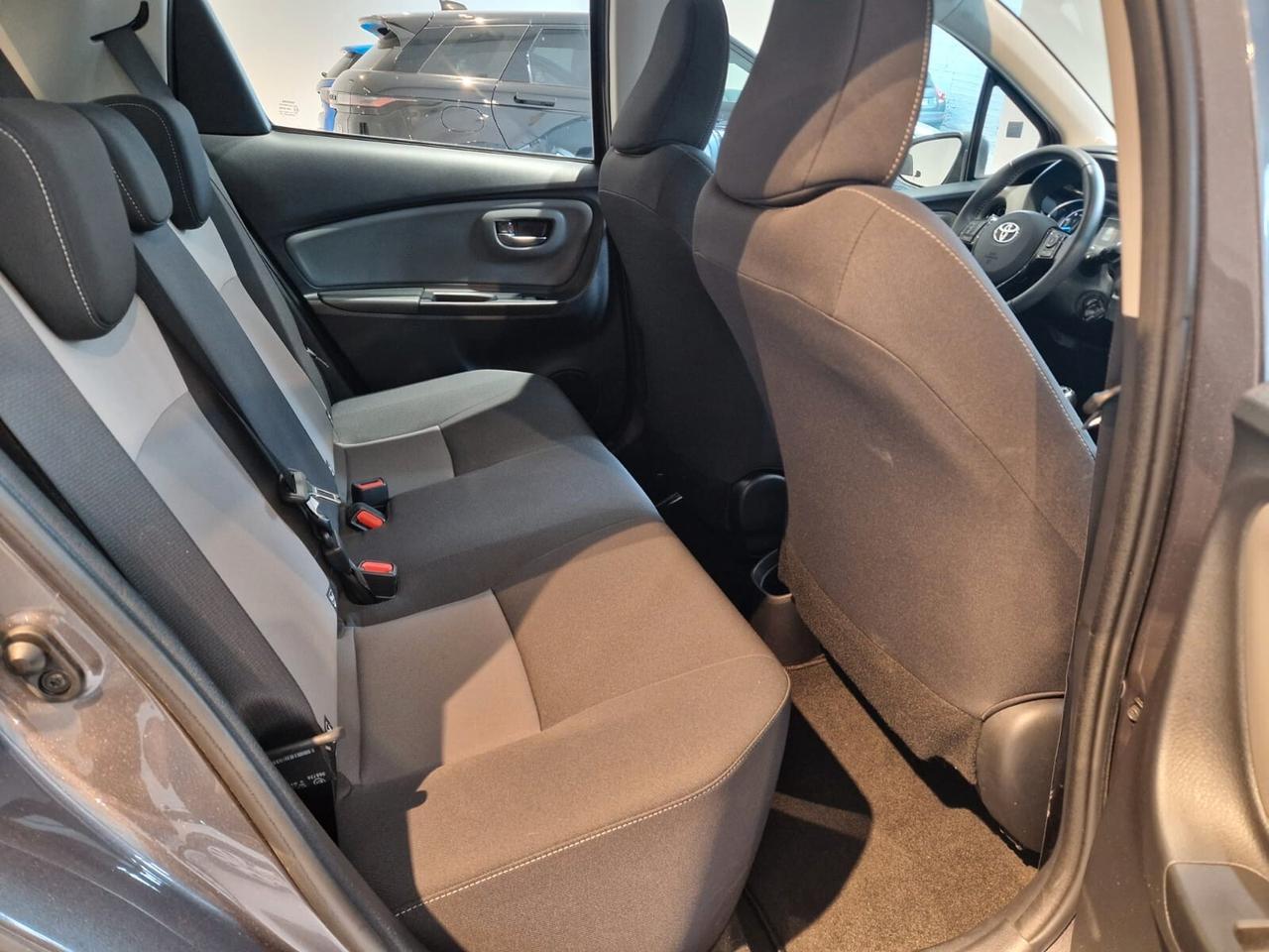 Toyota Yaris 1.0 5 porte lounge