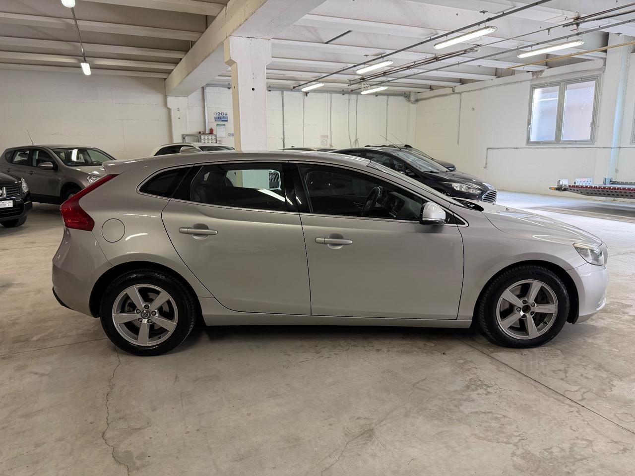 Volvo V40 D3 Geartronic Momentum