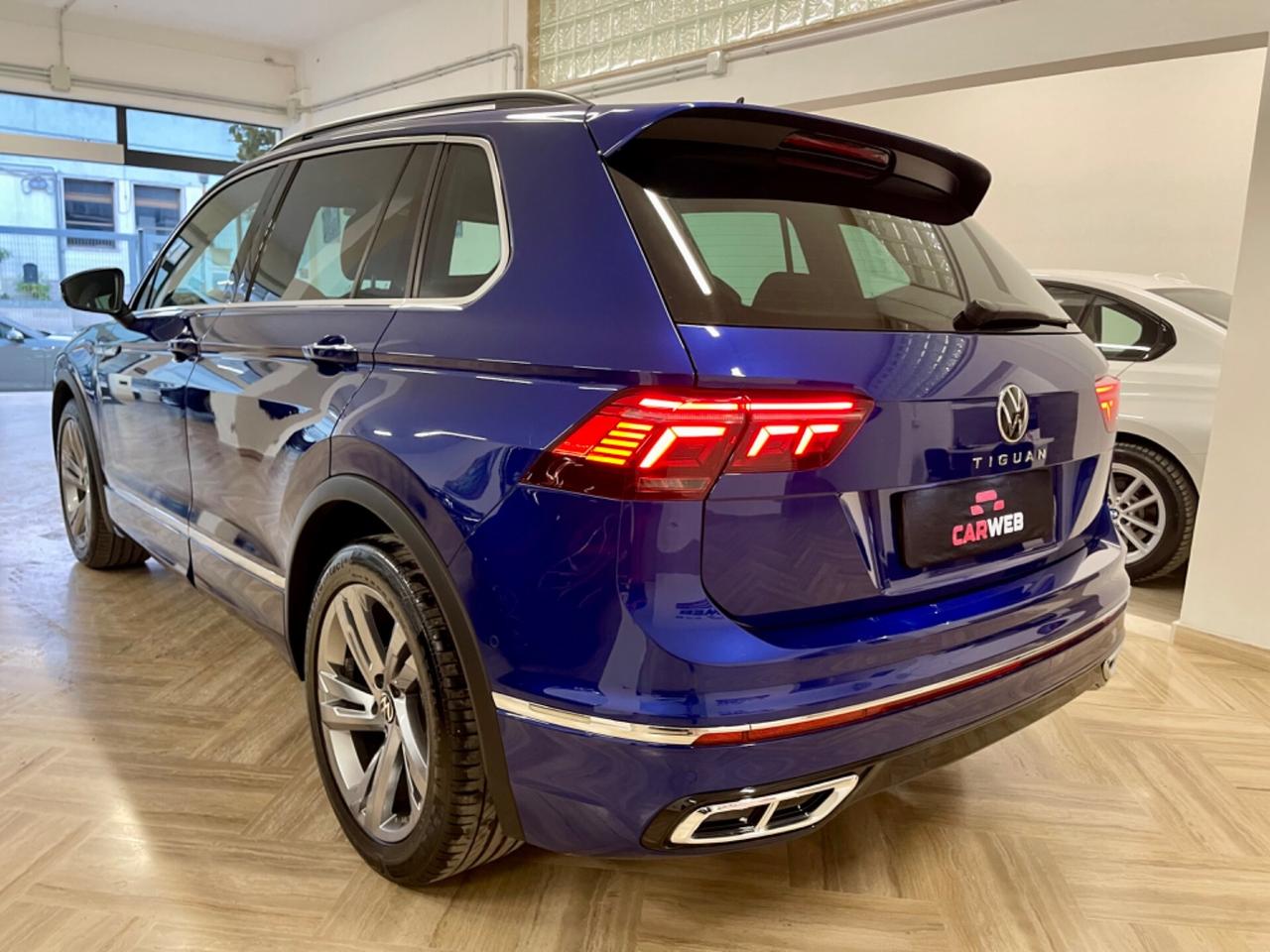VOLKSWAGEN TIGUAN 2.0 TDI R-Line HARMAN/KARDON 2021
