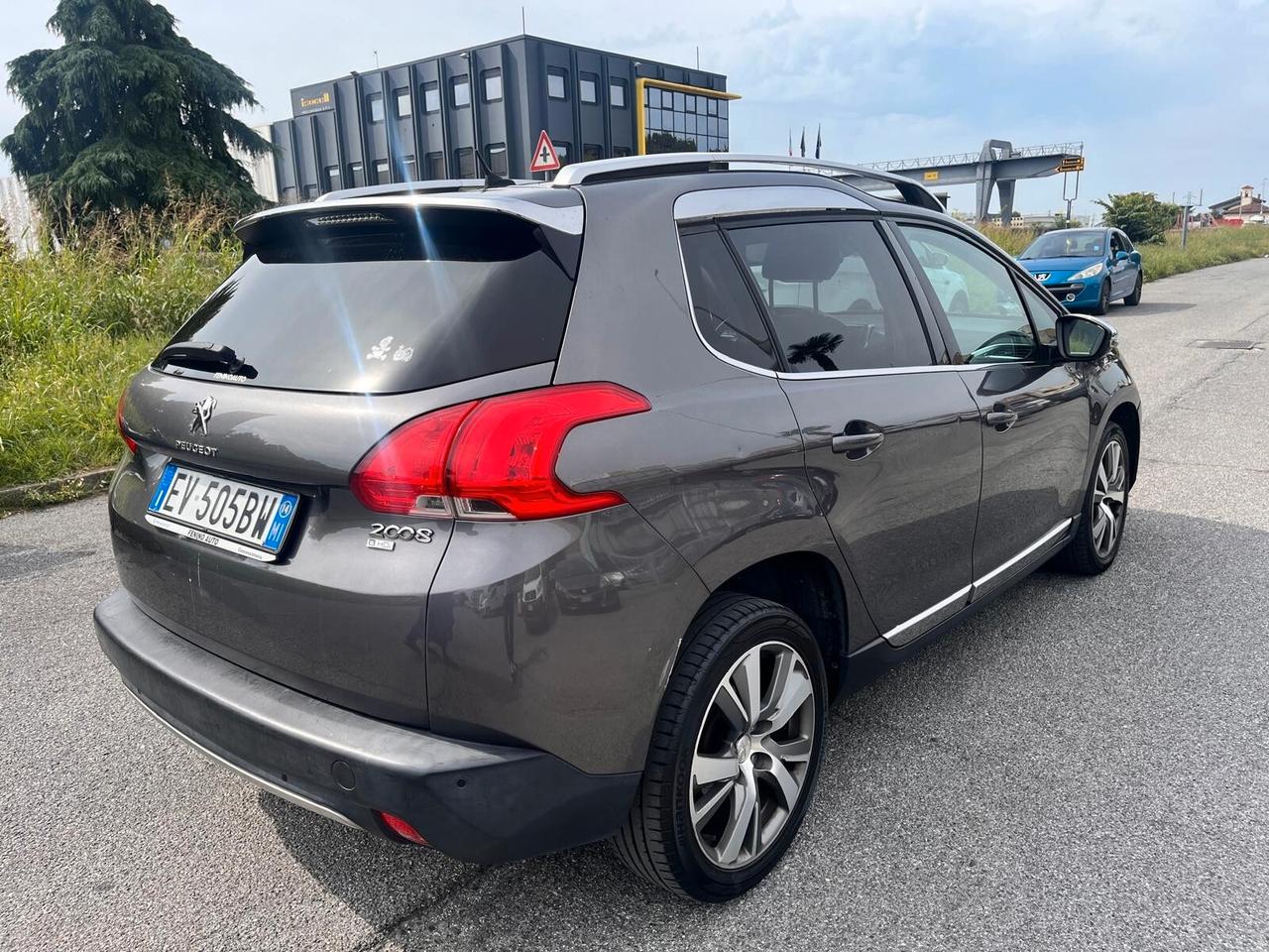 Peugeot 2008 1.6 e-HDi 92 CV Stop&Start Allure