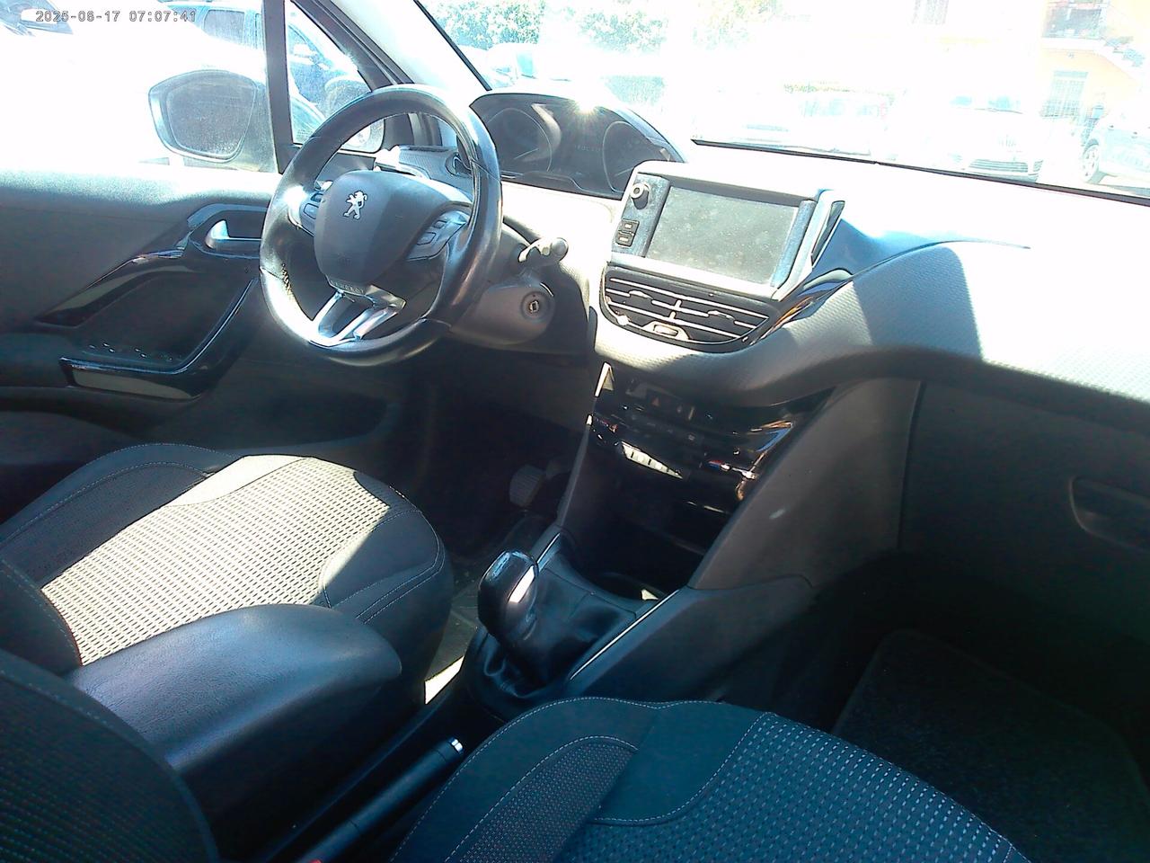 Peugeot 208 BlueHDi 75 5 porte Allure