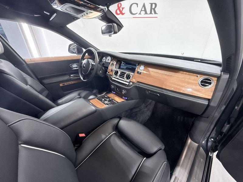 Rolls Royce Ghost 6.7
