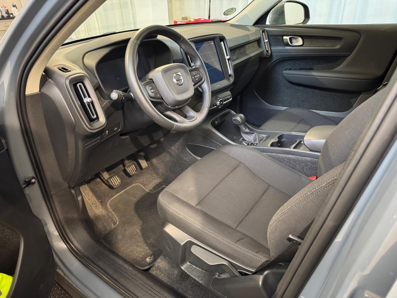 Volvo XC40 D3 Momentum Core