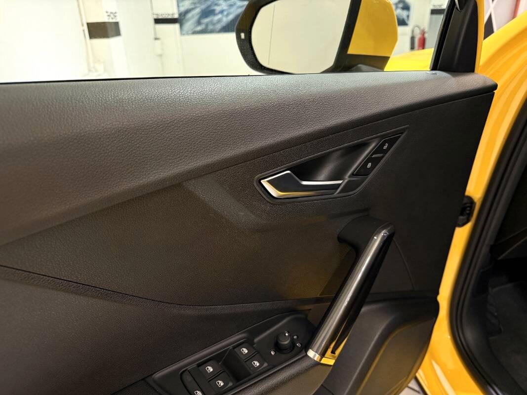 Audi Q2 1.6 tdi Business s-tronic