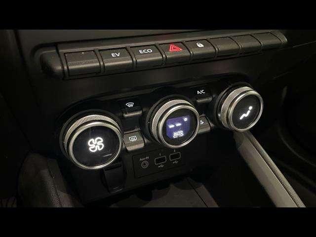 Renault Clio 5 Porte 1.6 E-TECH Hybrid 140cv Intens Auto