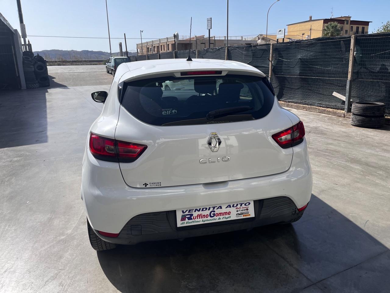 Renault Clio 1.2 75CV 5 porte Wave