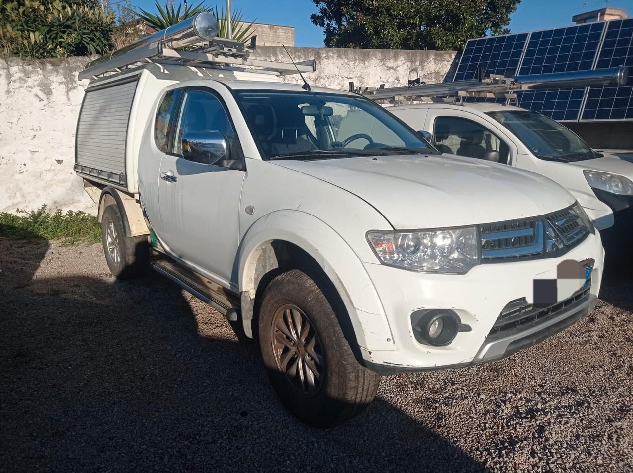 Mitsubishi L200 2.5 DI-D/178CV DC Intense Plus DPF