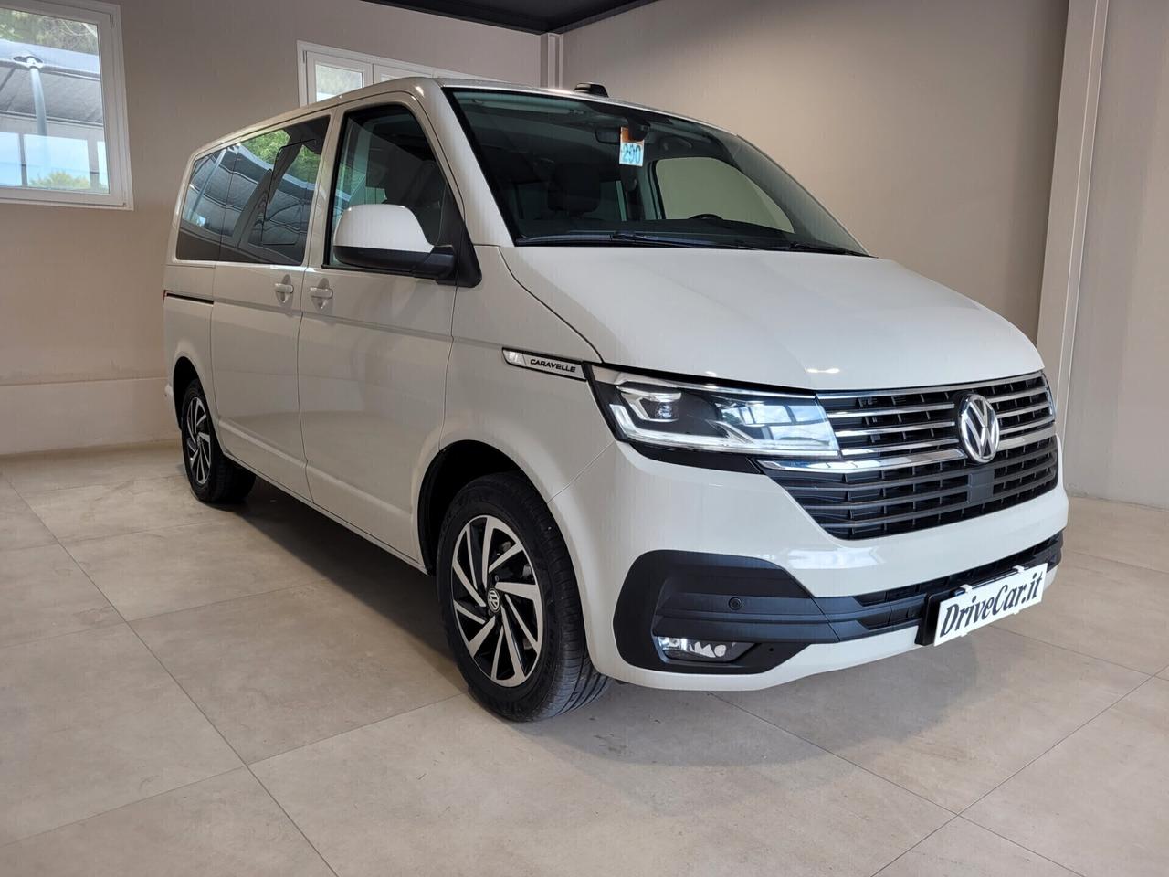 Volkswagen Caravelle 2.0 TDI AUT. 8 POSTI CARPLAY NAVI FULL-LED