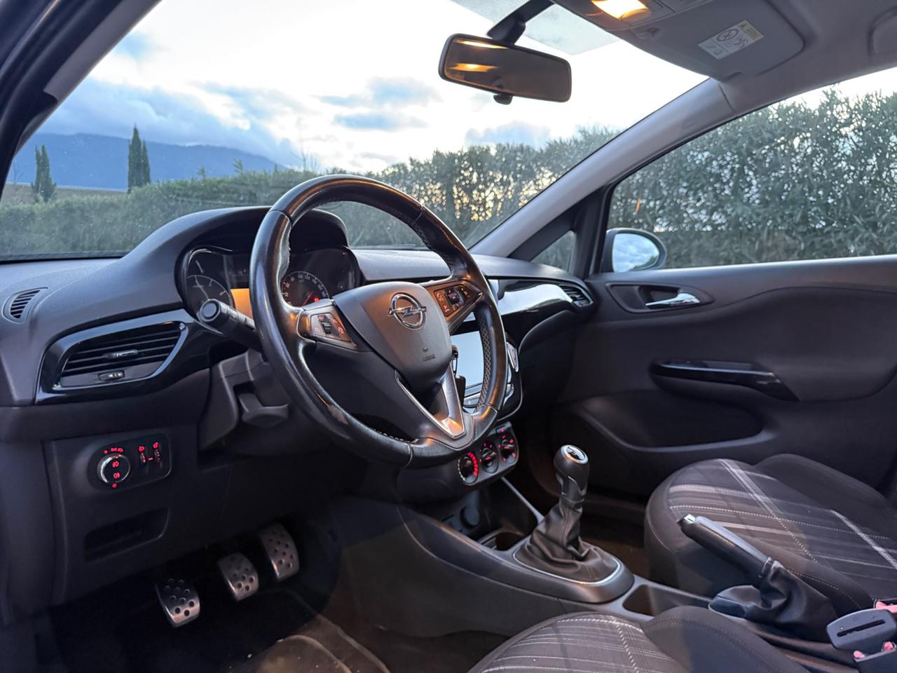 Opel Corsa 1.4 Benz- GPL Di serie GARANTITA