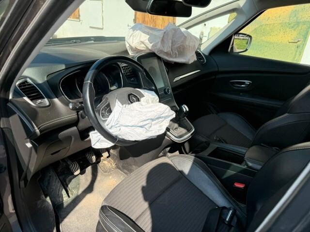 Renault Grand Scenic dCi 8V 110 CV Energy Bose 7 POSTI