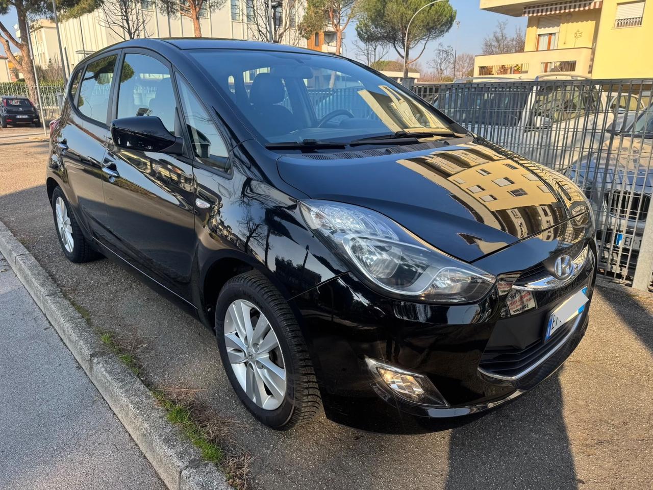 Hyundai iX20 1.4 90 CV neopaten garanzia 12 mesi