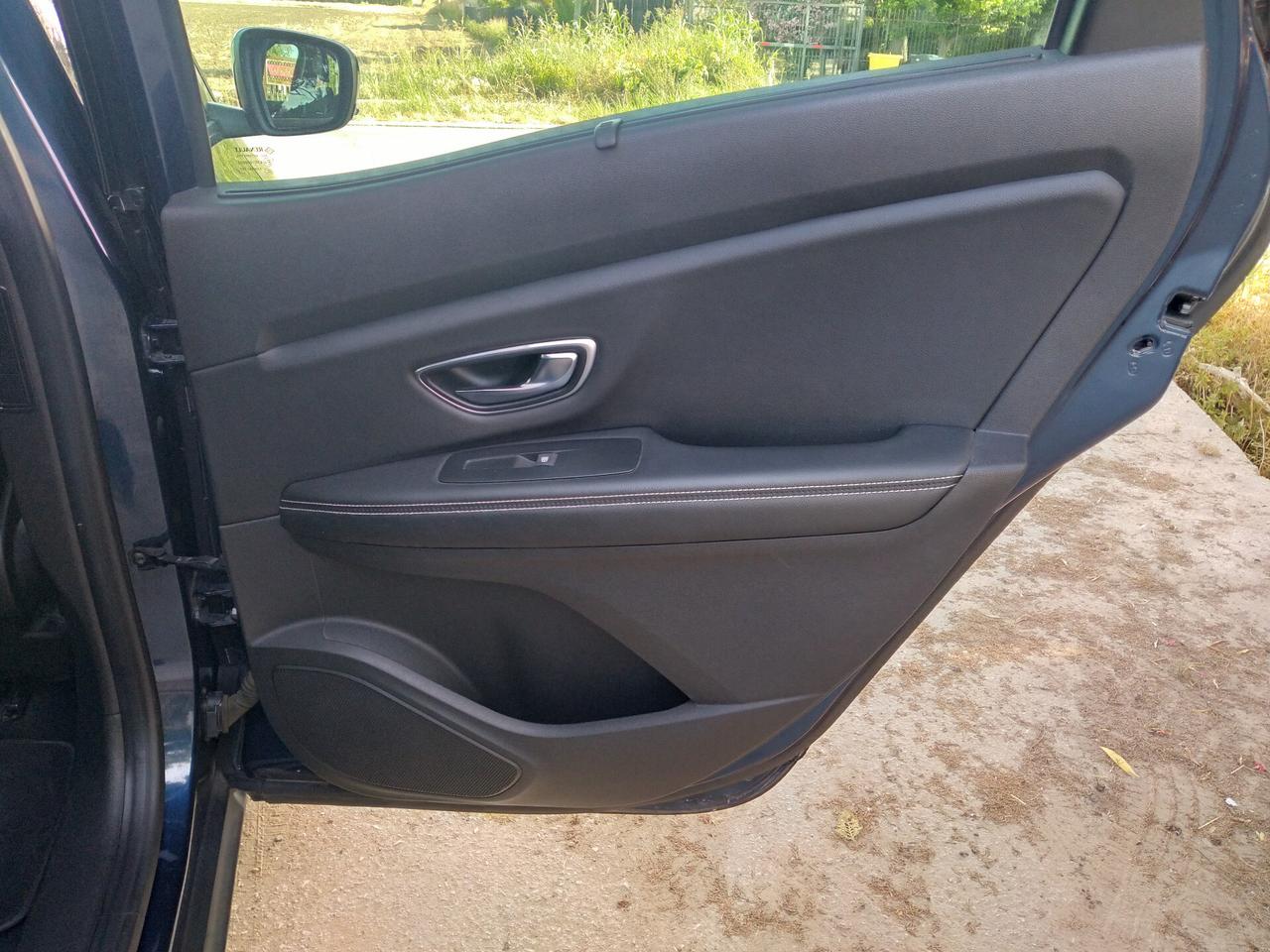 Renault Scenic Scénic dCi 8V 110 CV EDC Energy Intens