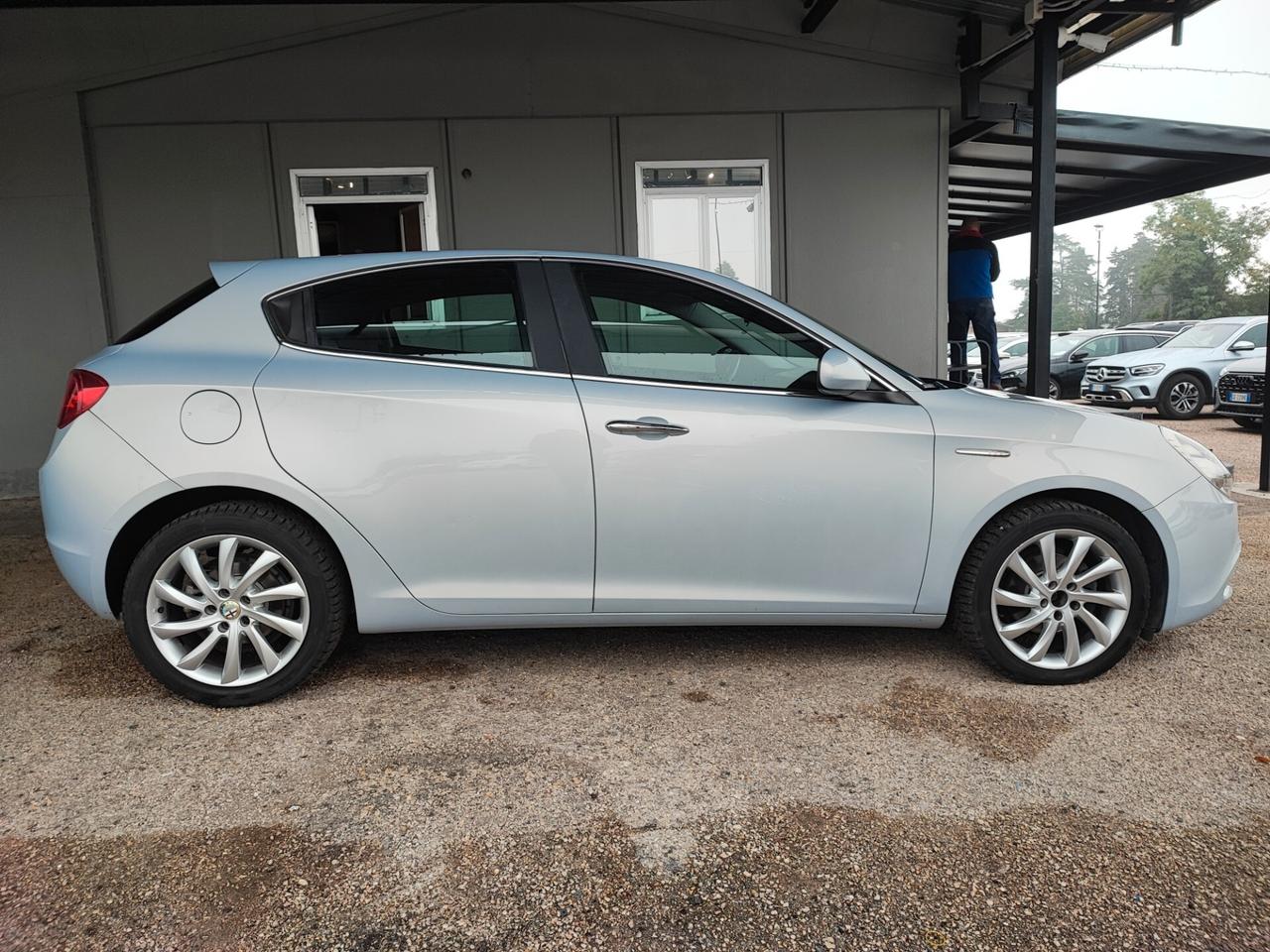 Alfa Romeo Giulietta 1.6 JTDm-2 105 CV Distinctive
