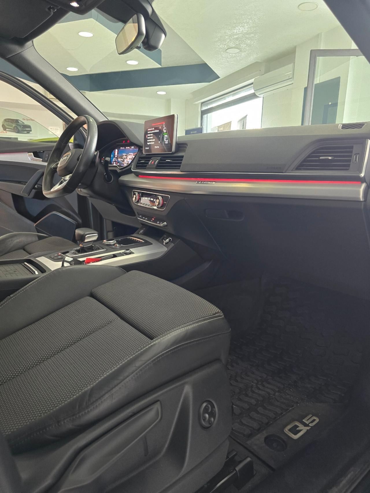 Audi Q5 TDI quattro S tronic S line plus