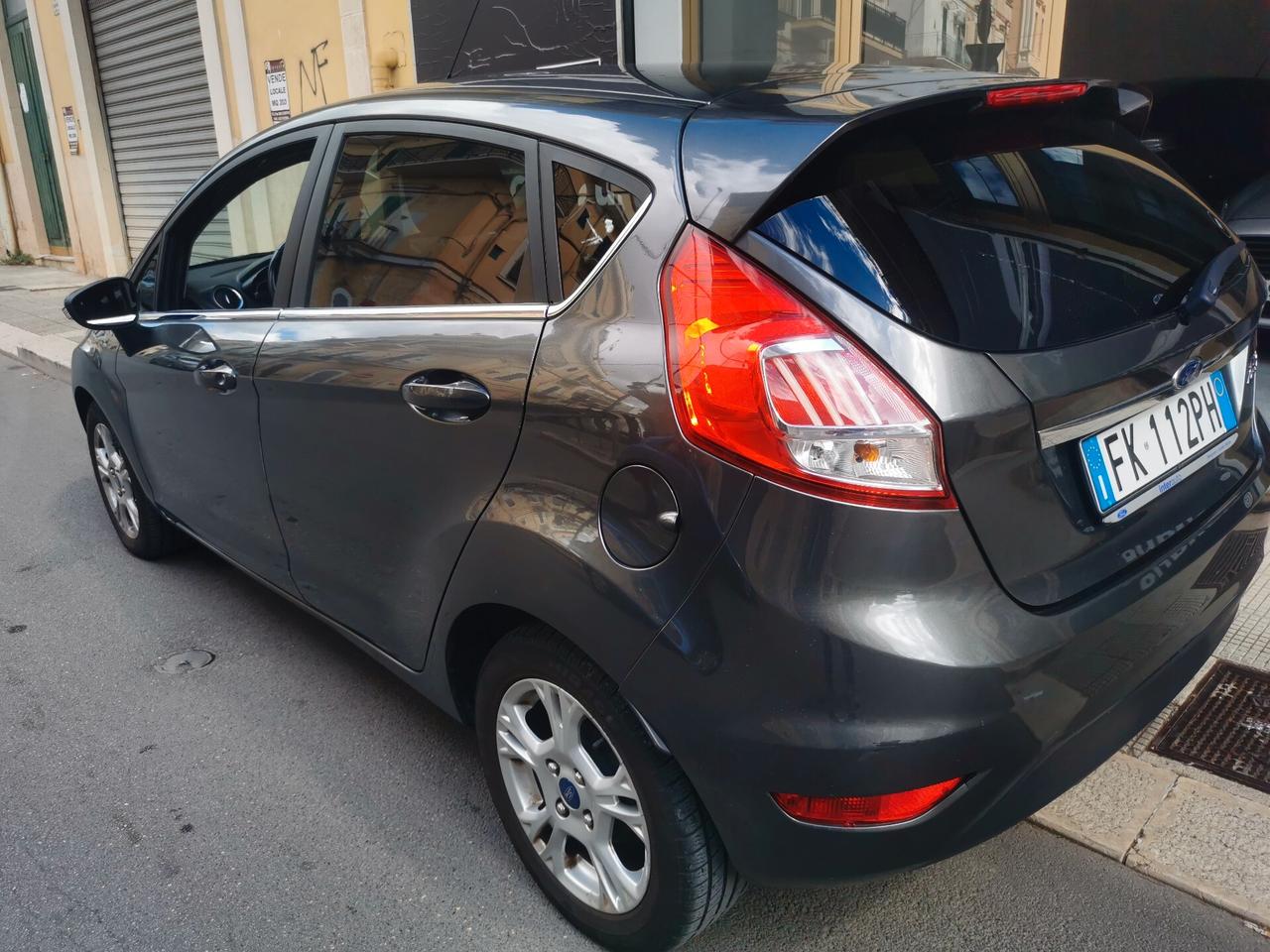 Ford Fiesta 1.5 TDCi 75CV 5 porte TITANIUM NAVI FULL