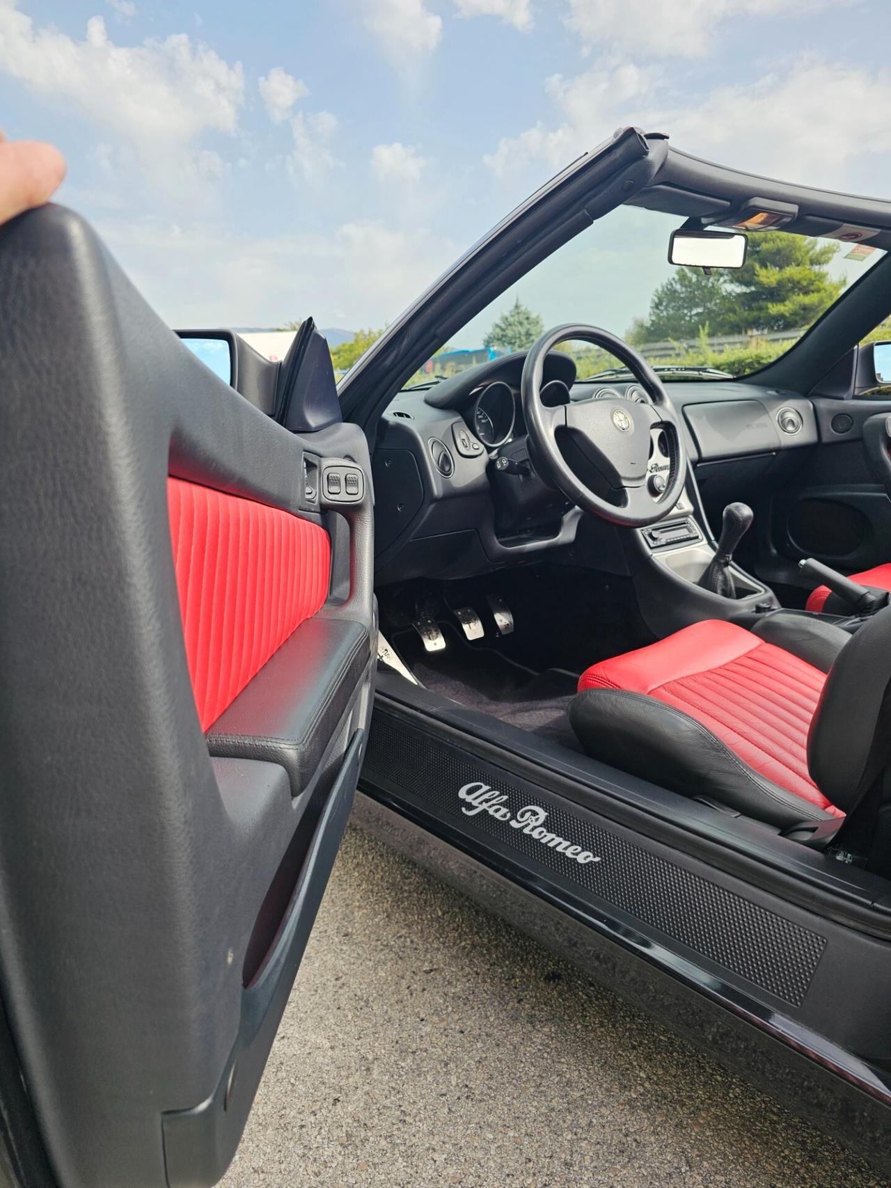 Alfa Romeo GTV Spider 2.0i limit edition Unipro 50.000 km