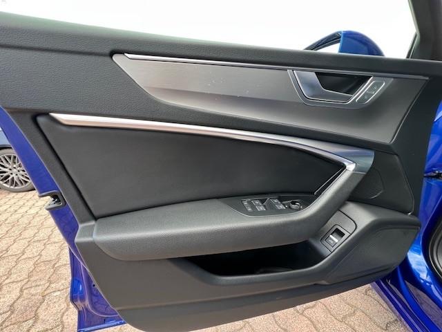 Audi A6 Avant 40 tdi Q. mhev S-line, Matrix Hd, Keyless,20"