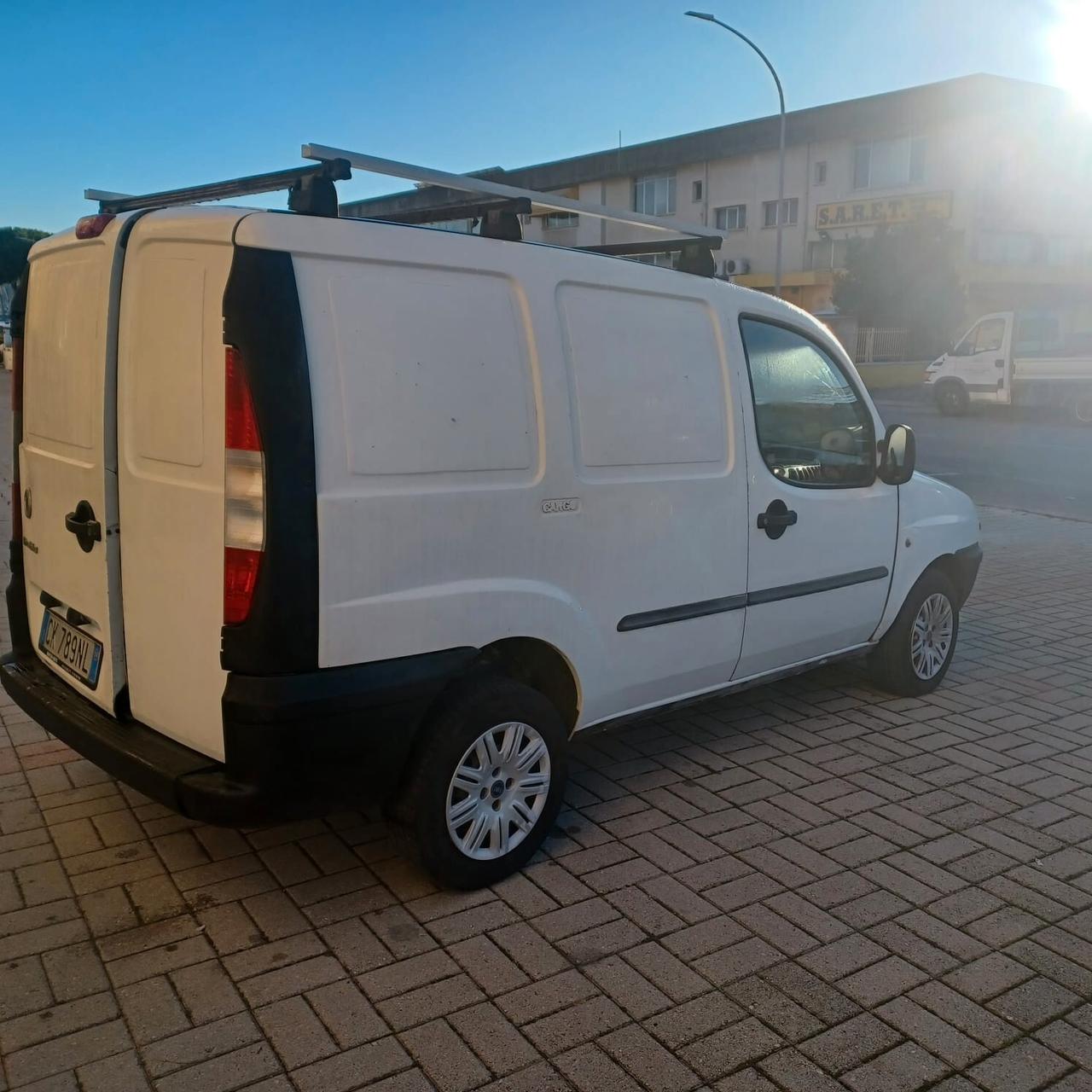147.038 KM FIAT DOBLO 1.2 FURGONE 2 POSTI