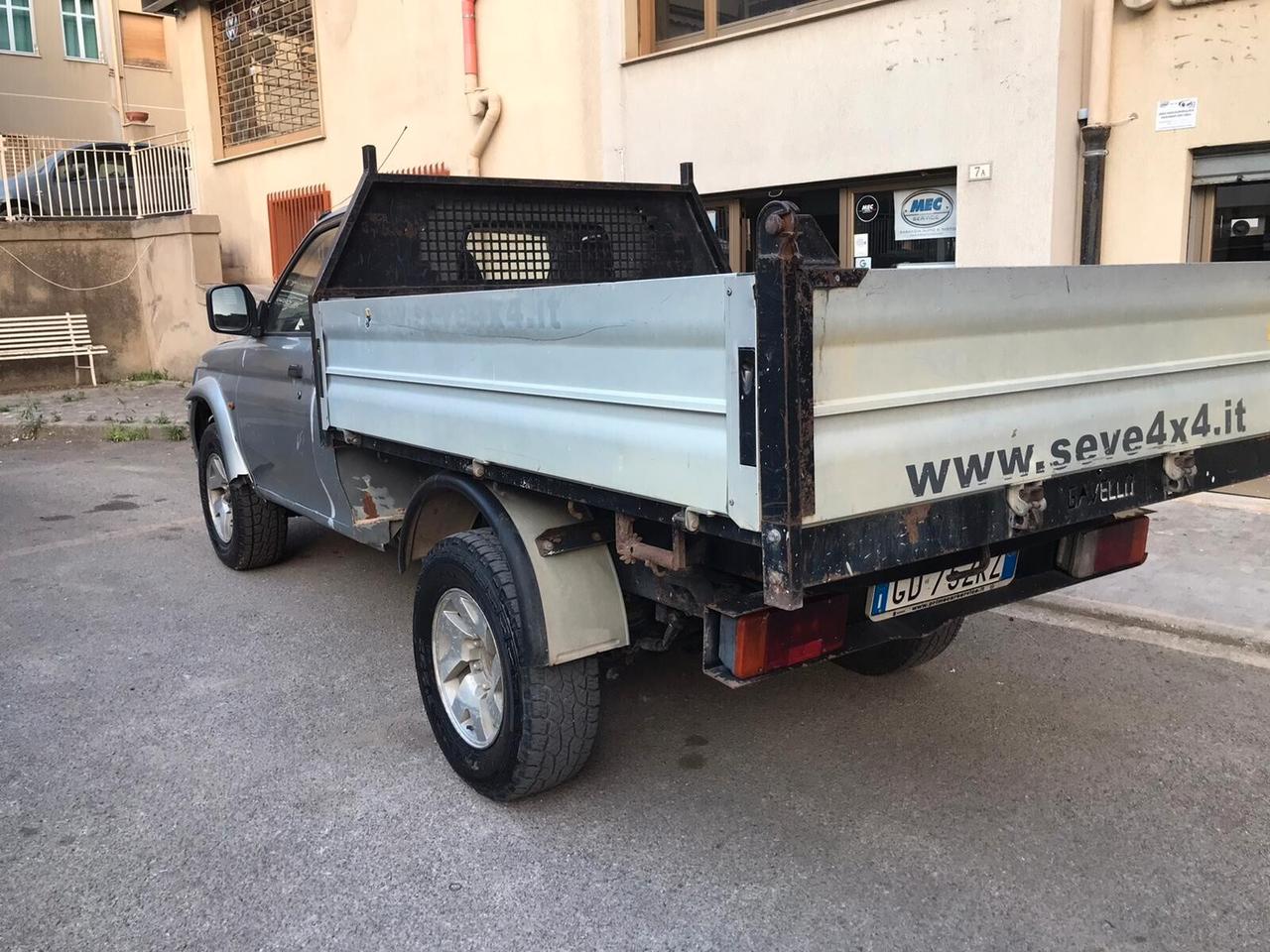 Mitsubishi L200 2.5 TDI 4WD RIBALTABILE