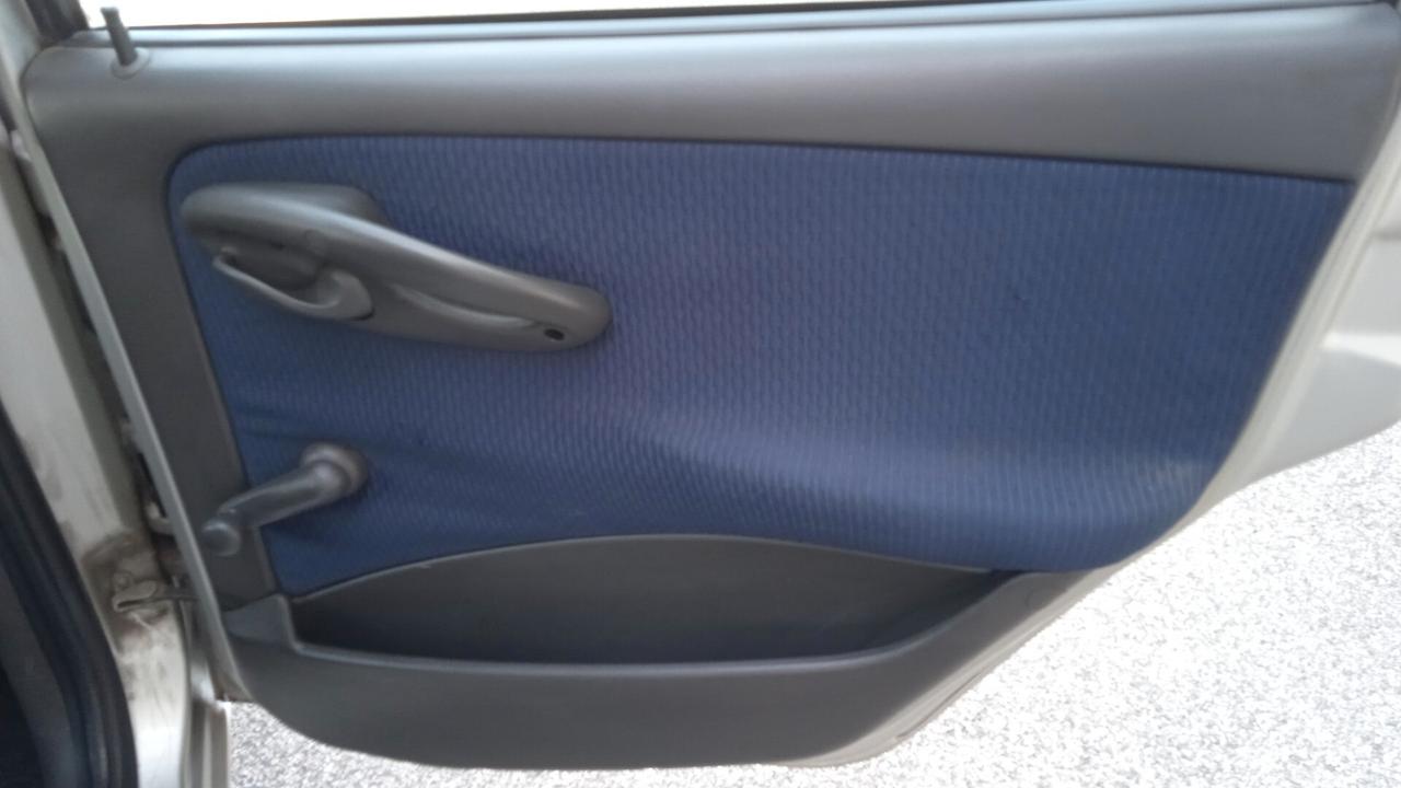 Fiat Punto 1.2i cat 5 porte ELX