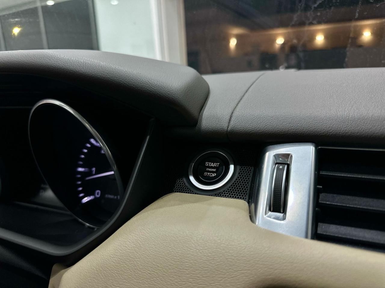 Land Rover Range Rover Sport 3.0 tdV6 HSE Dynamic