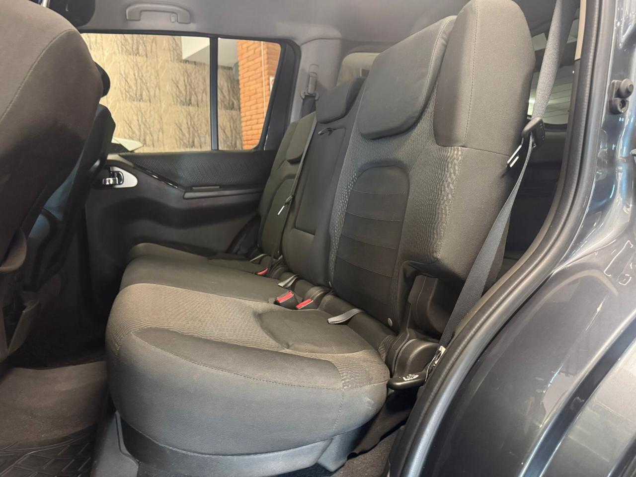 Nissan Pathfinder 2.5 dCi Sport