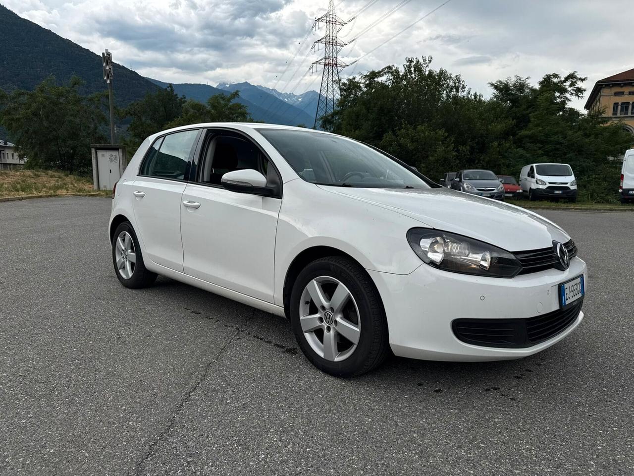 VOLKSWAGEN GOLF 1.6cc 105CV TDI NEOPATENTATI