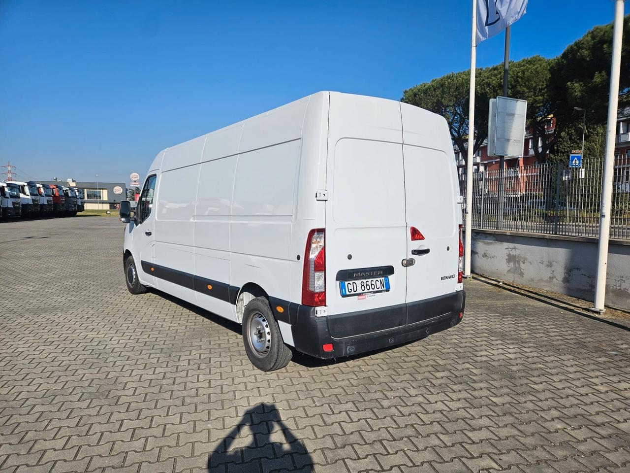 RENAULT MASTER T35 2.3 DCI 150 CV L3H2 T24-113