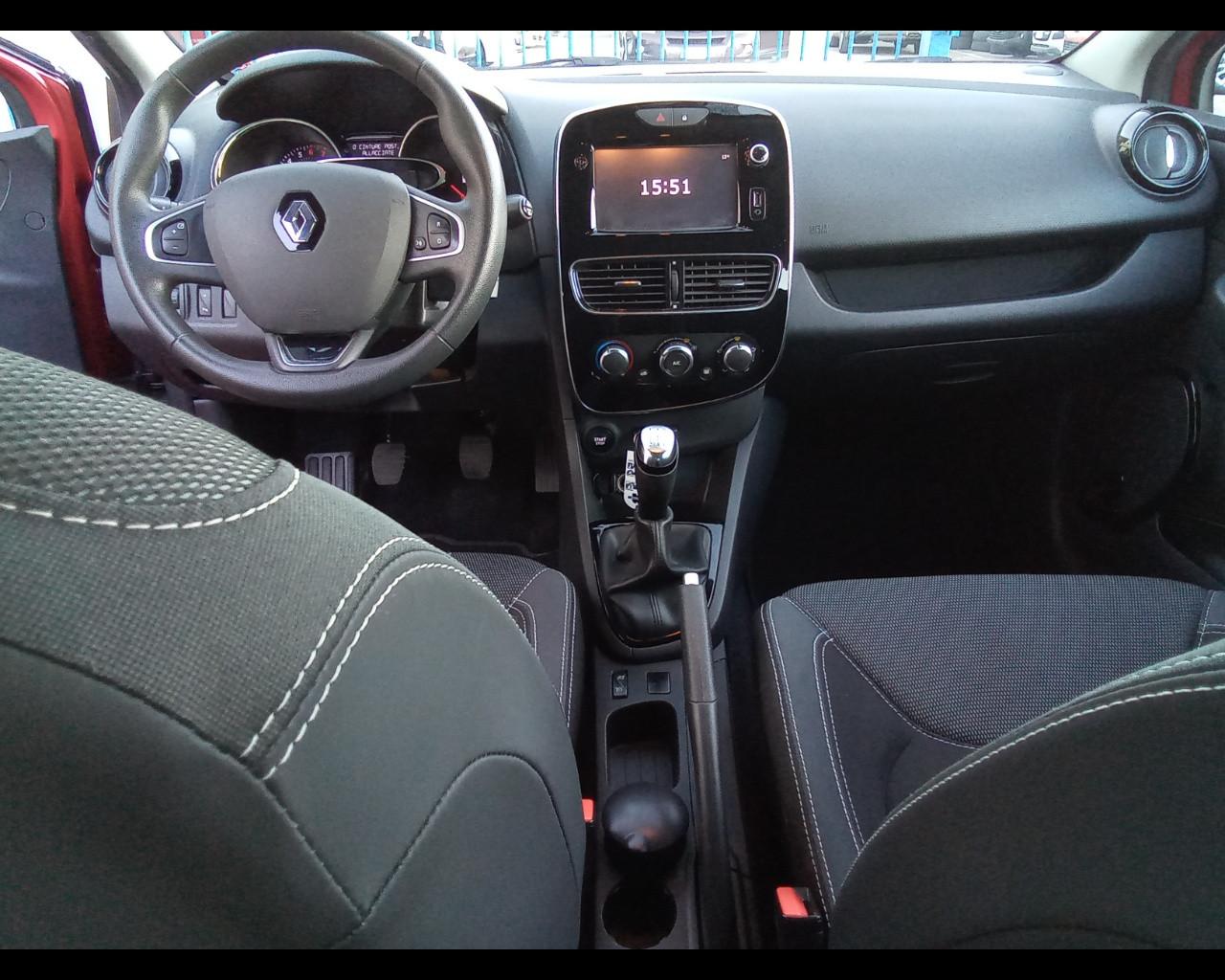 RENAULT Clio 4ª serie - Clio Sporter 1.2 75CV Zen