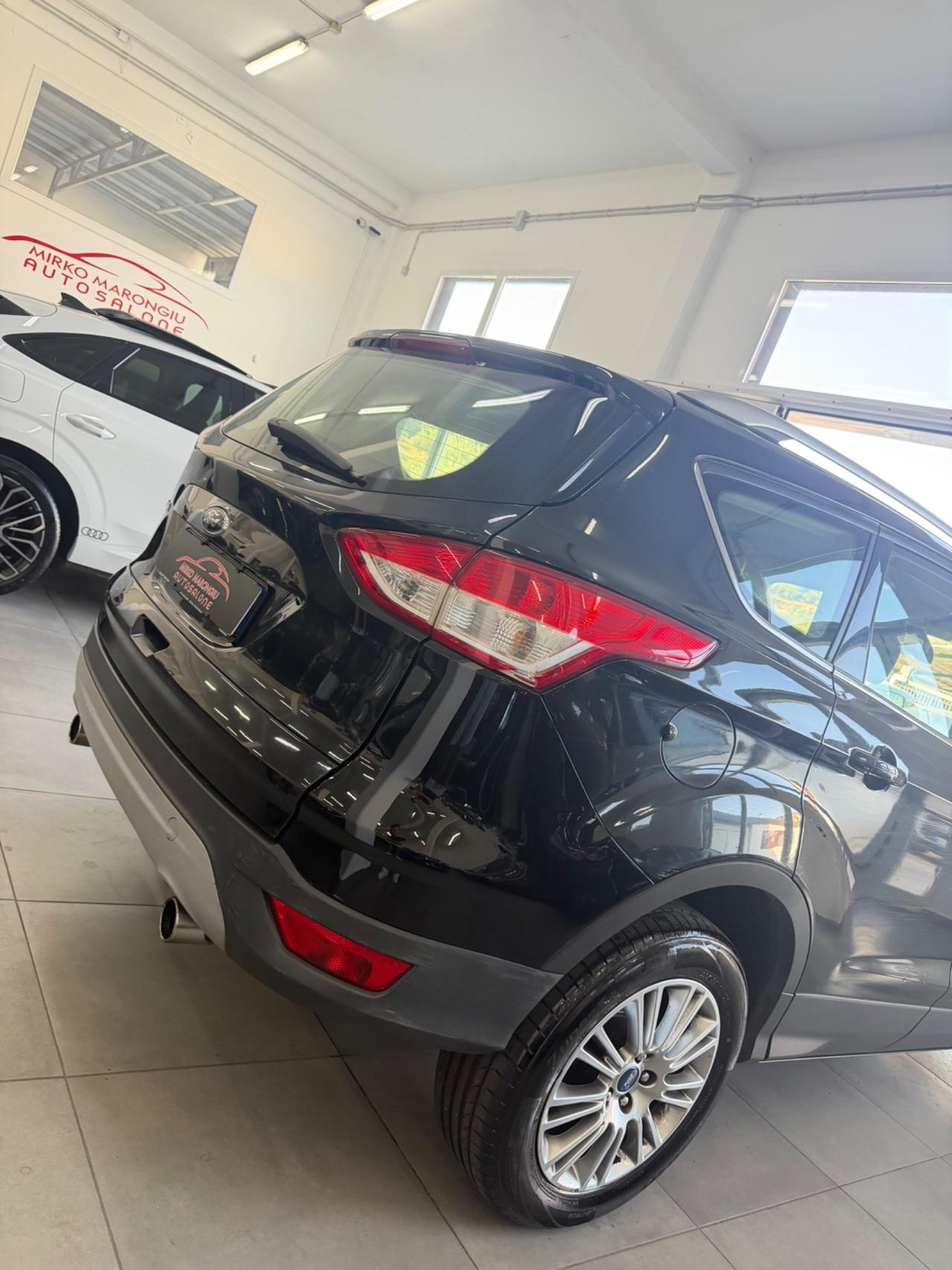 Ford Kuga 2.0 TDCI S&S 2WD Titanium FINANZIABILE