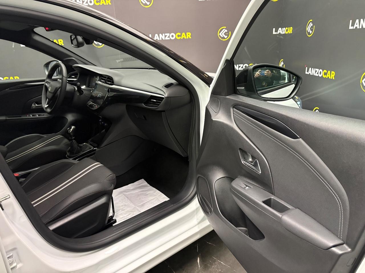 Opel Corsa 1.2 GS LINE
