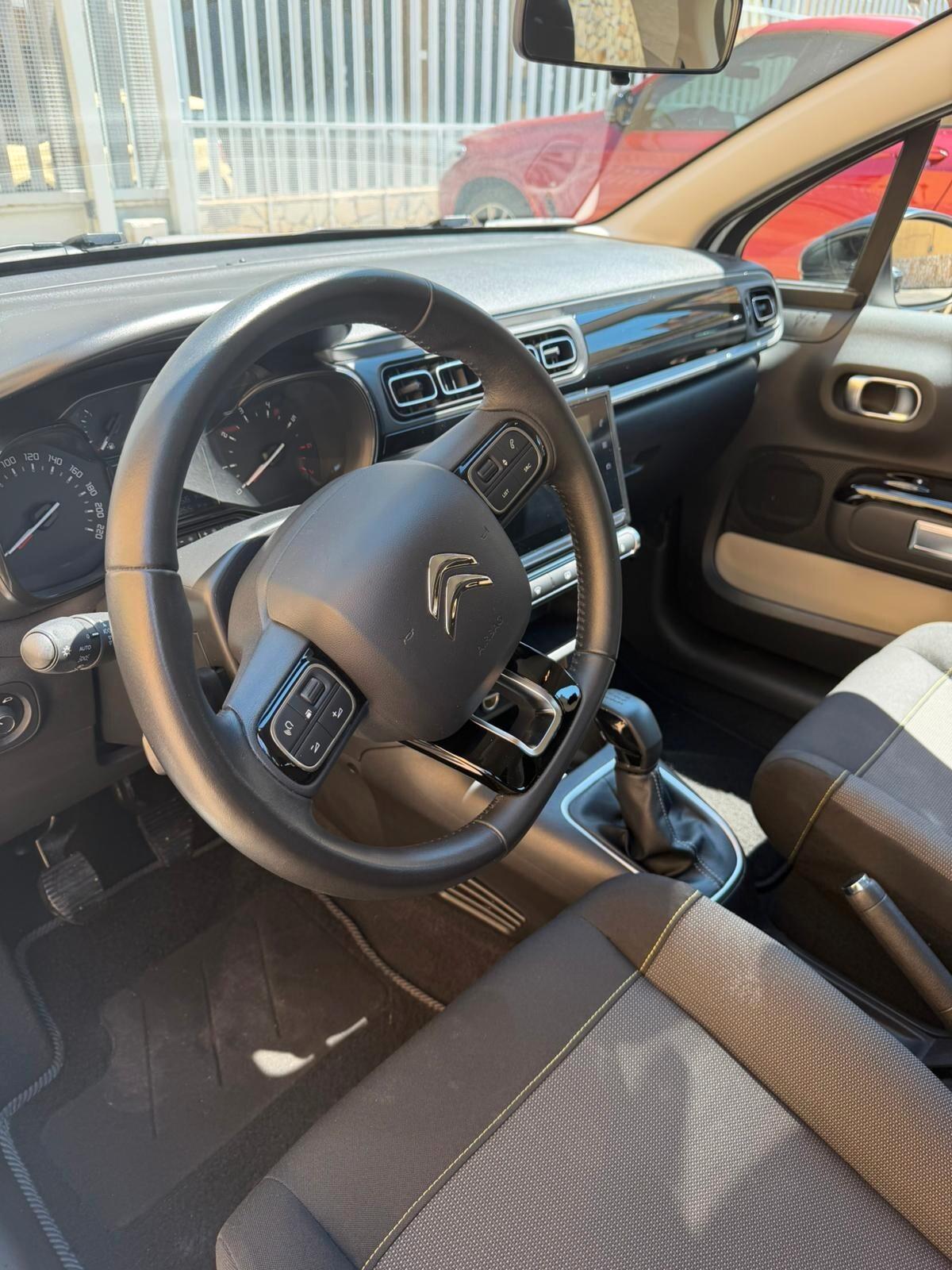 Citroen C3 III 2017 1.2 puretech Shine s