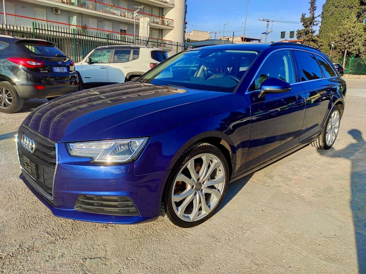 Audi A4 2.0 TDI 150 CV S tronic Business Sport