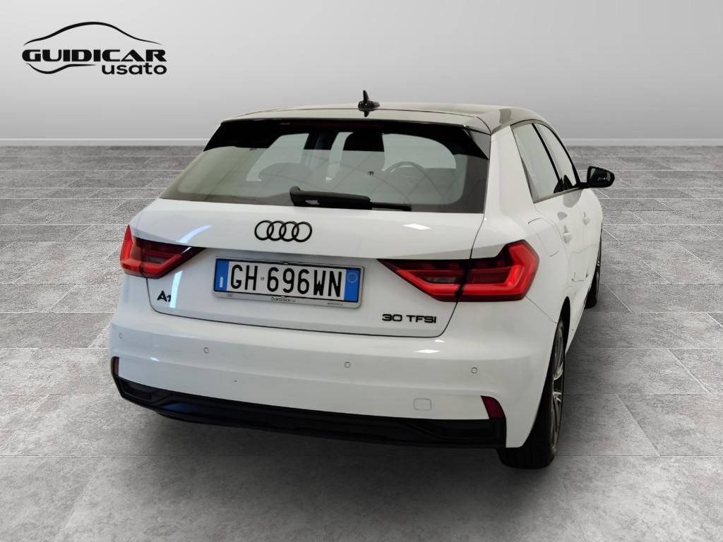 AUDI A1 II 2019 Sportback - A1 Sportback 30 1.0 tfsi Admired Adva