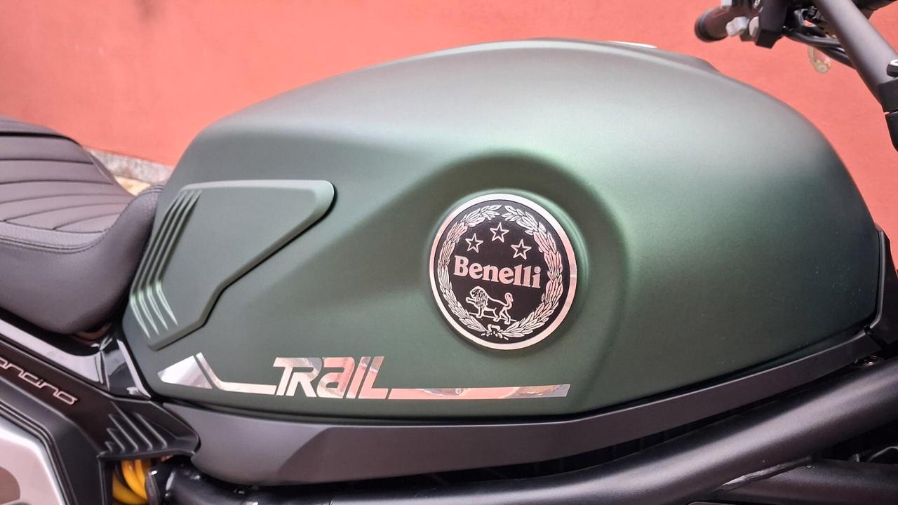 Benelli Leoncino 800 trail