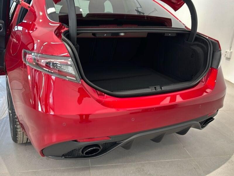 Alfa Romeo Giulia Giulia 2.0 Turbo 280CV AT8 AWD Q4 Intensa