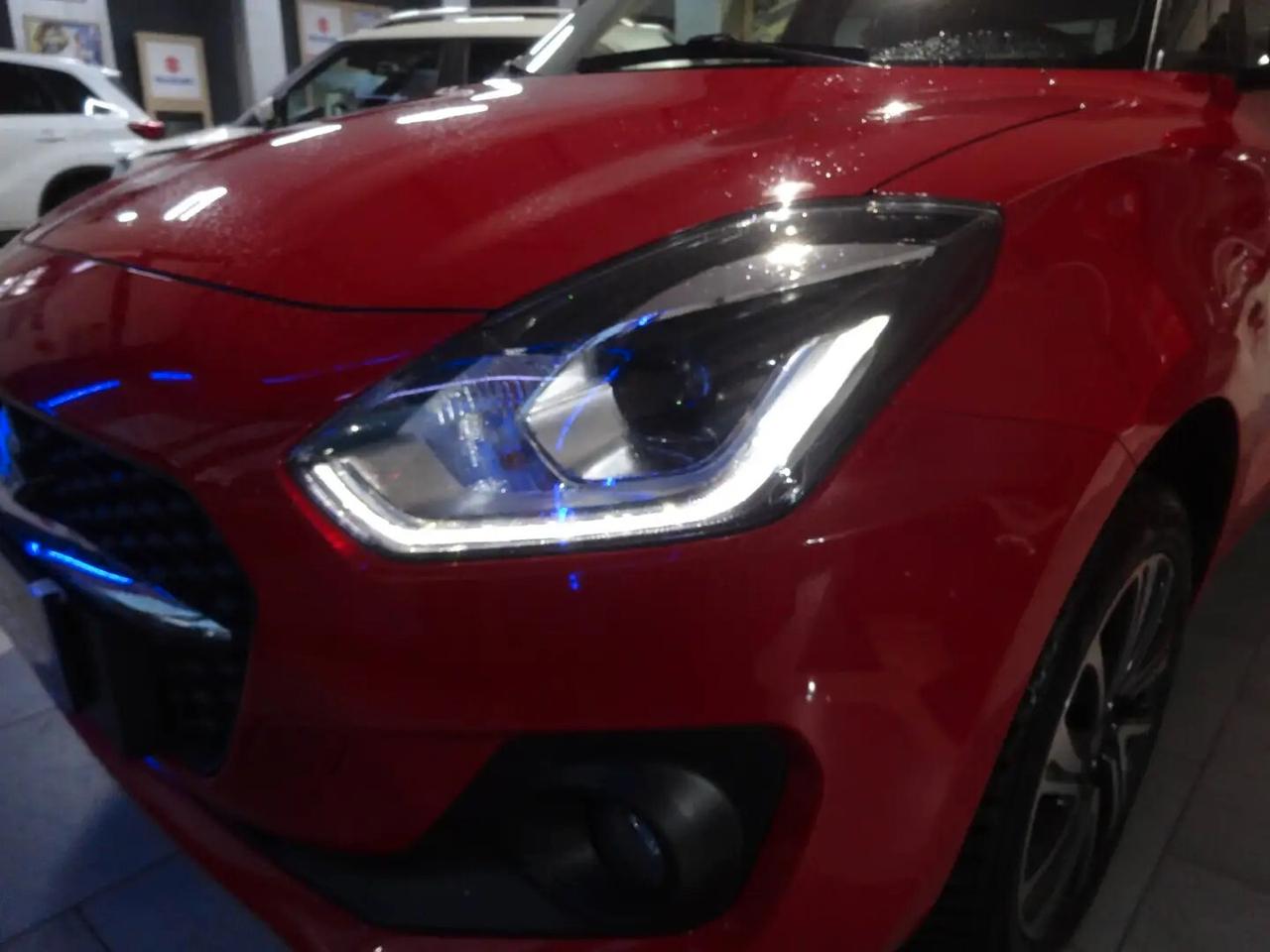 Suzuki Swift 1.2 Hybrid Top
