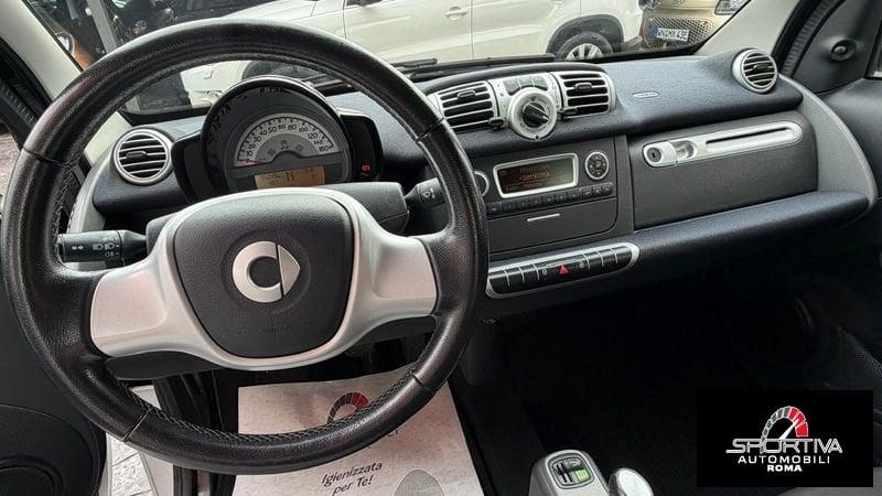 smart fortwo SERVOSTERZO UNIPROPRIETARIO fortwo 1000 52 kW MHD coupé passion