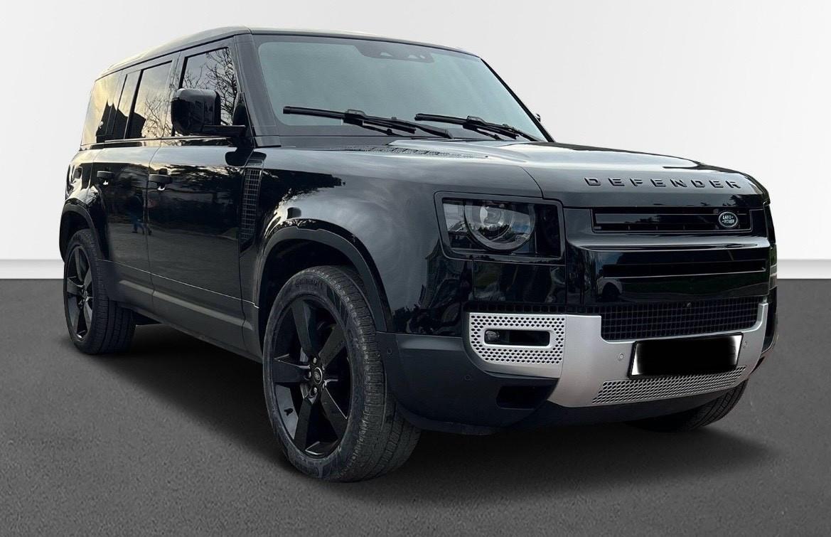 Land Rover Defender S Hybrid