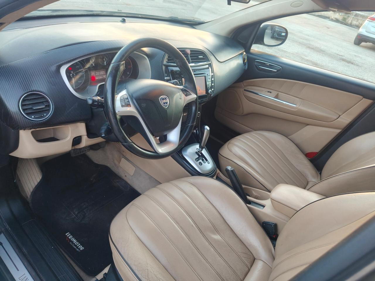 Lancia Delta 1.6 MJT Selectronic Platinum