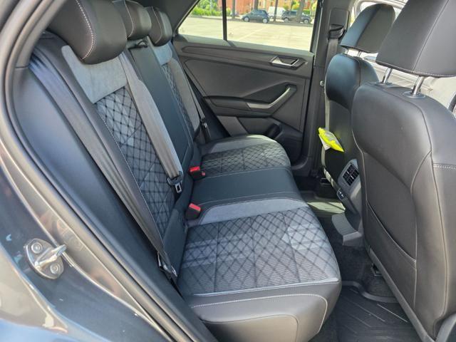 VOLKSWAGEN T-Roc 1.5 TSI ACT R-Line