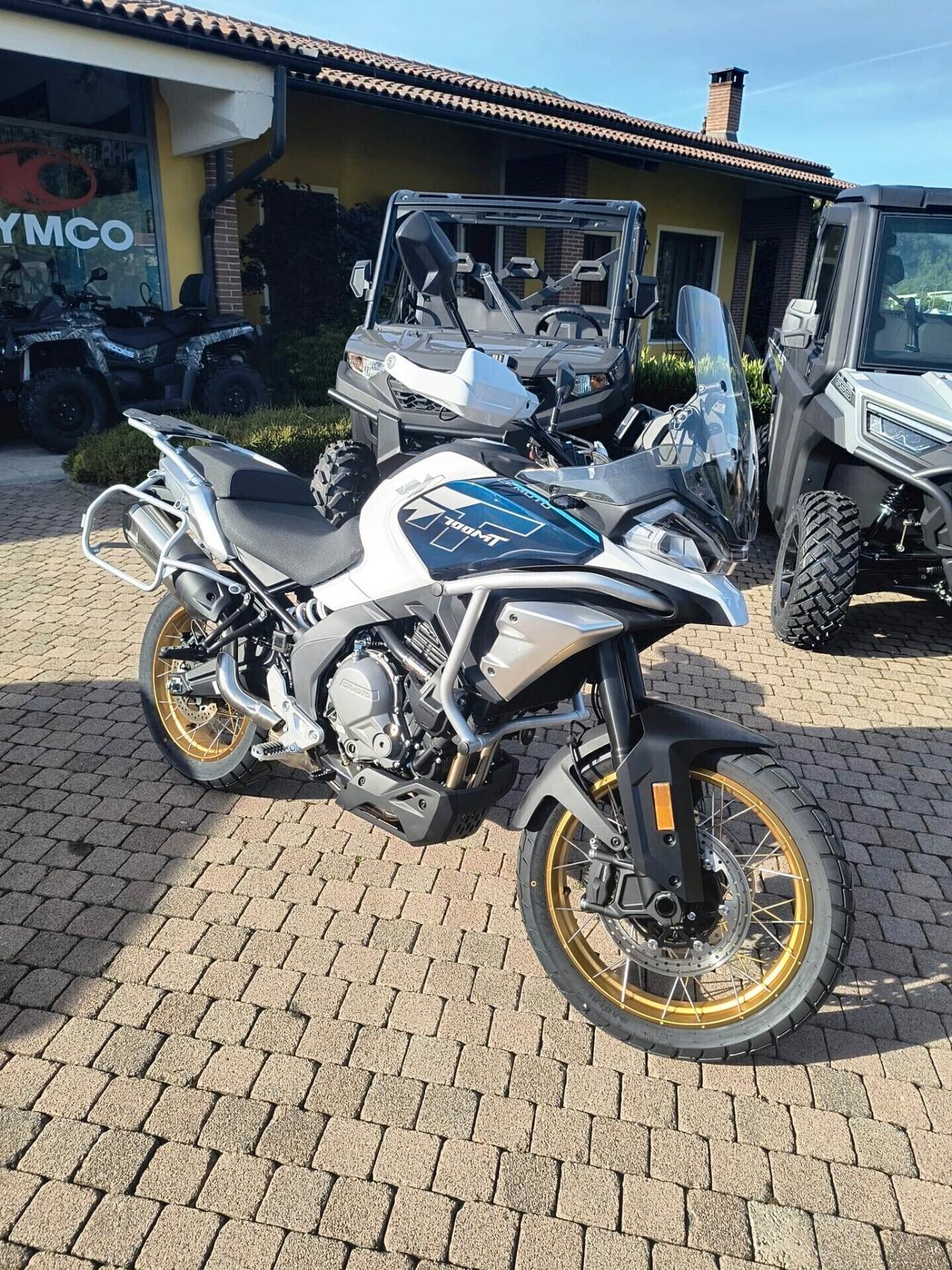 Cf Moto 700MT CFMOTO MT 700 ADV
