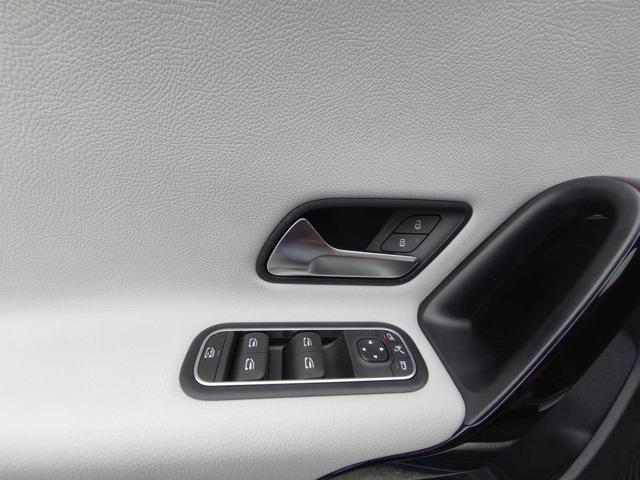 MERCEDES-BENZ A 180 d Automatic Sport