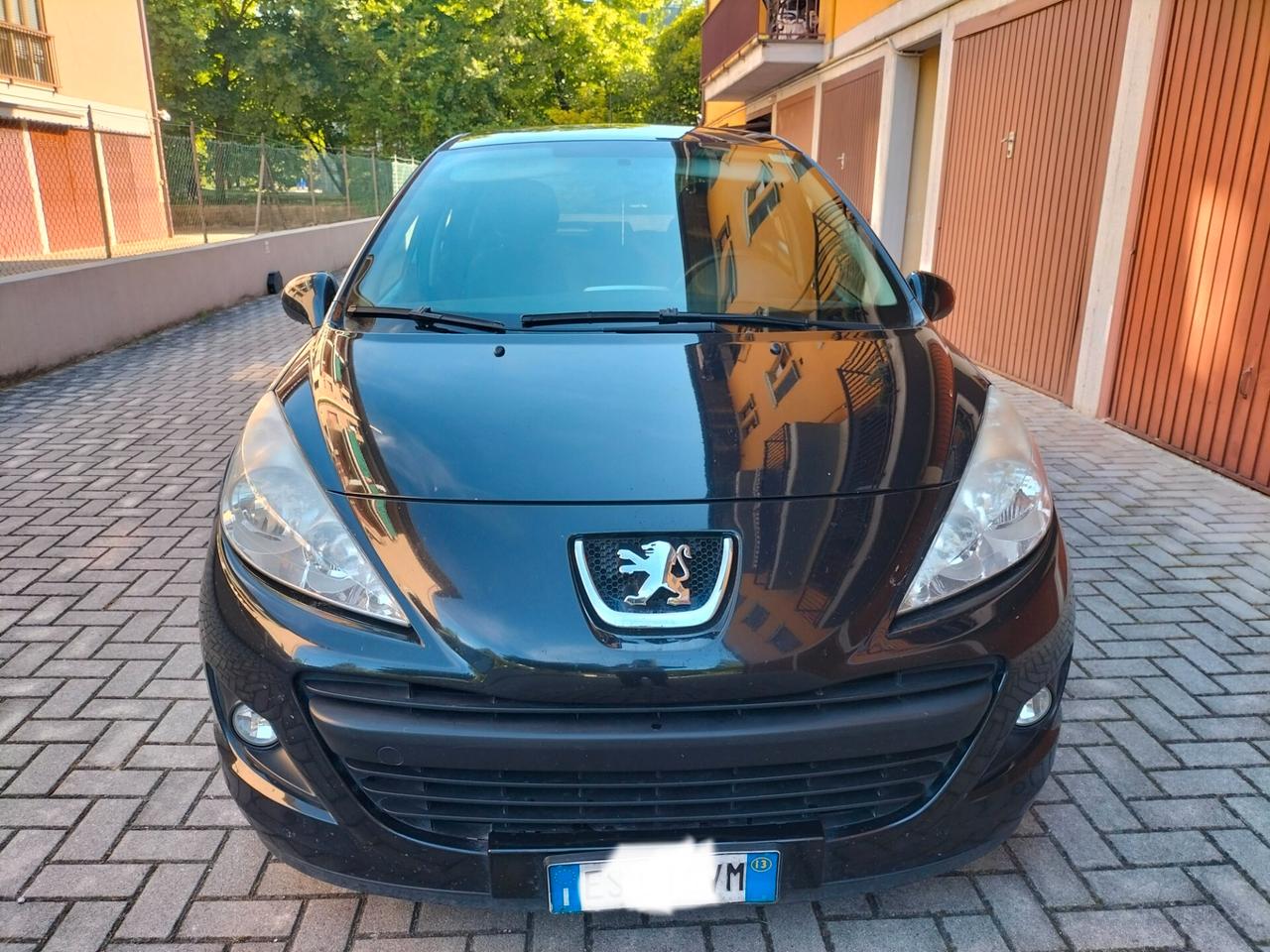 Peugeot 207 GPL OK NEOPATENTATI