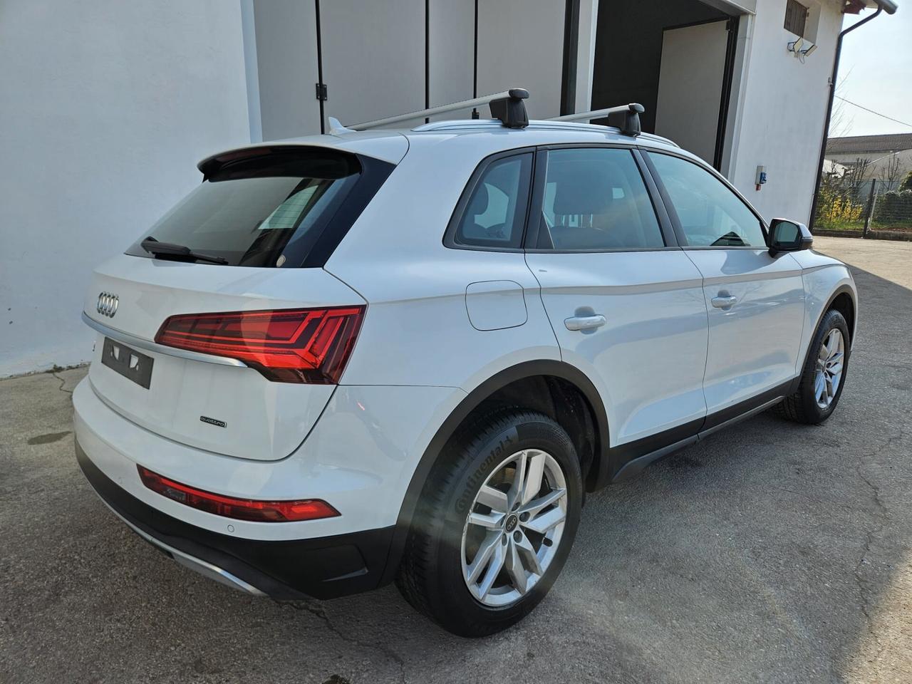 Audi Q5 40 2.0 tdi mhev 12V quattro s-tronic START INCIDENTATA