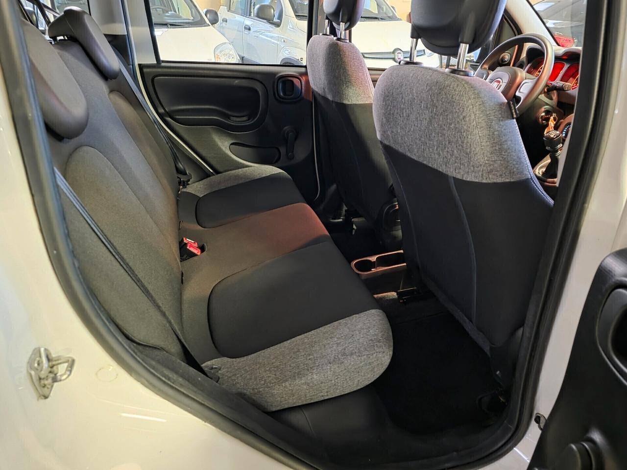 Fiat Panda Hybrid AUTOCARRO N1 4 posti