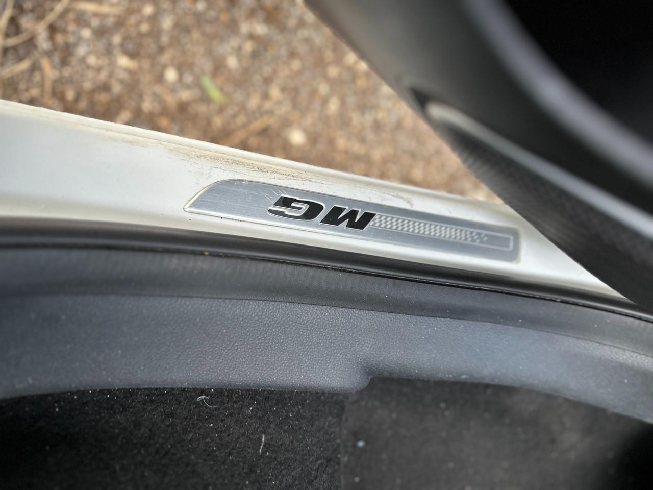 MG HS I - HS 1.5 t Luxury