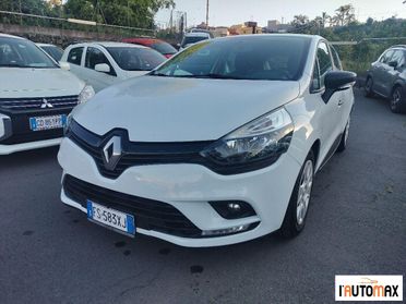 RENAULT - Clio - 1.5 DCI 75 CV Autocarro 2 posti
