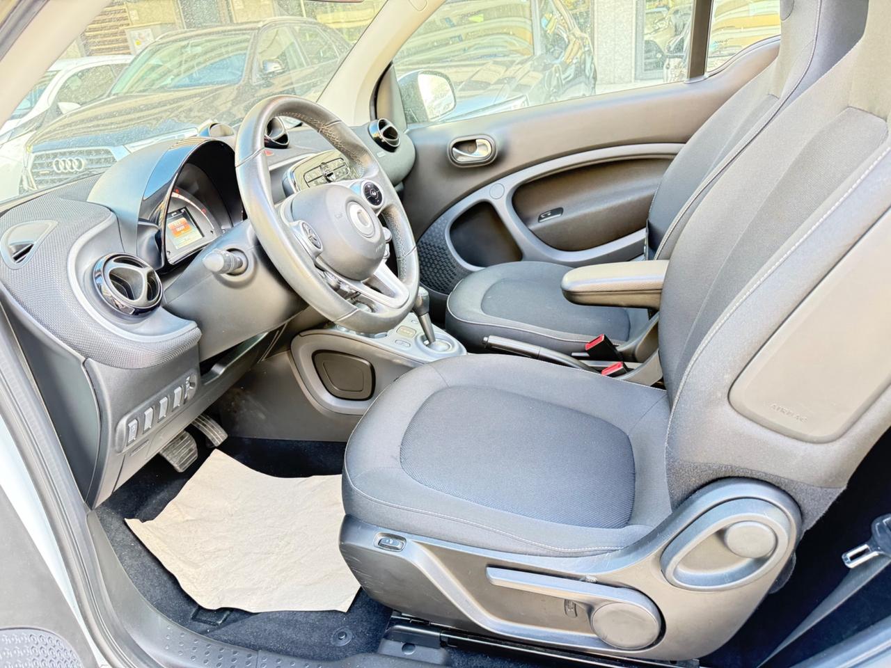 Smart ForTwo 90 0.9 T twinamic cabrio Passion LED PDC BLUETOOTH