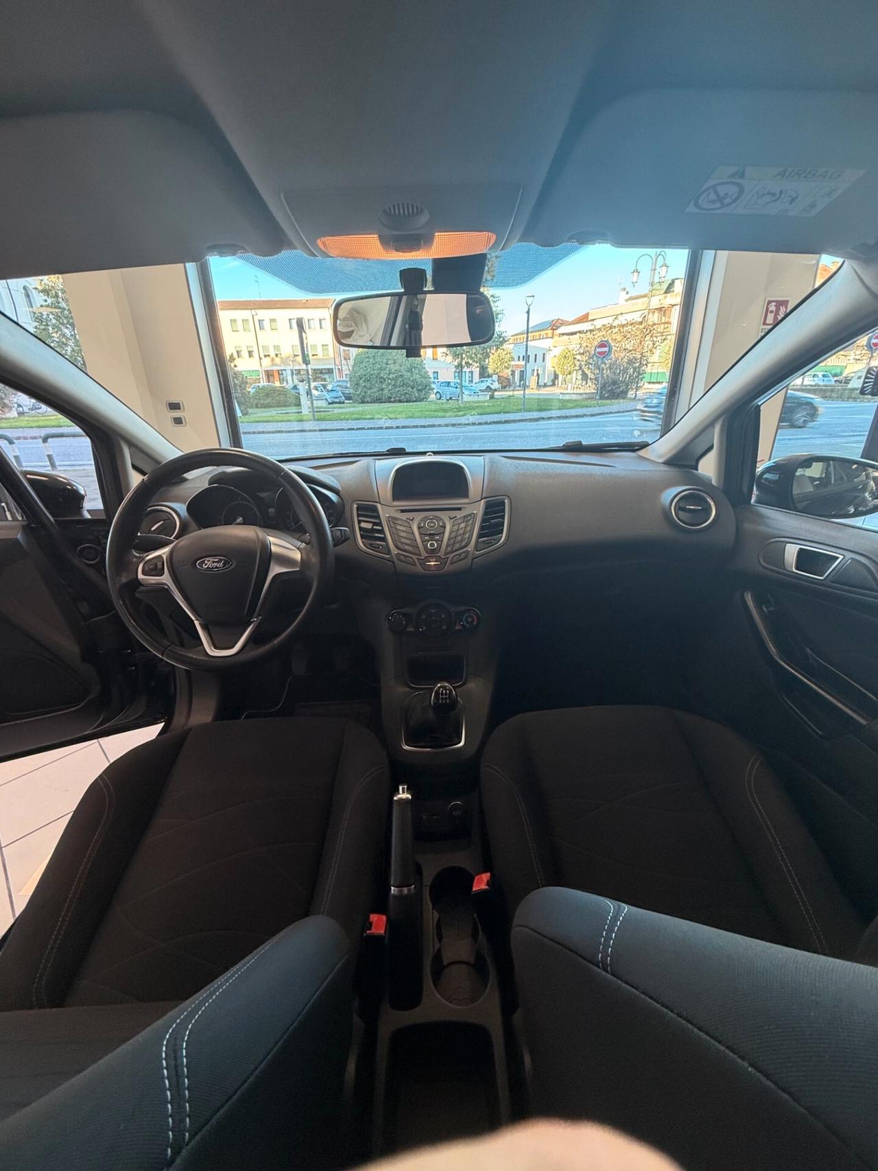 Ford Fiesta 1.5 TDCi 75CV 5 porte Black & White Edition